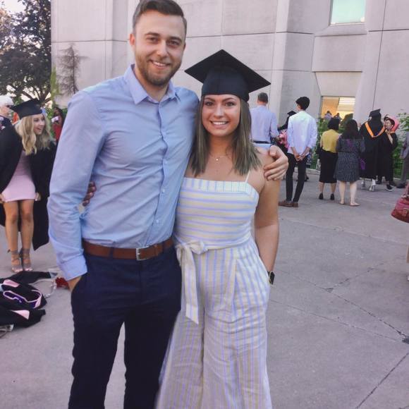 Meet your Posher, Gabriella - Picture 1 of 1